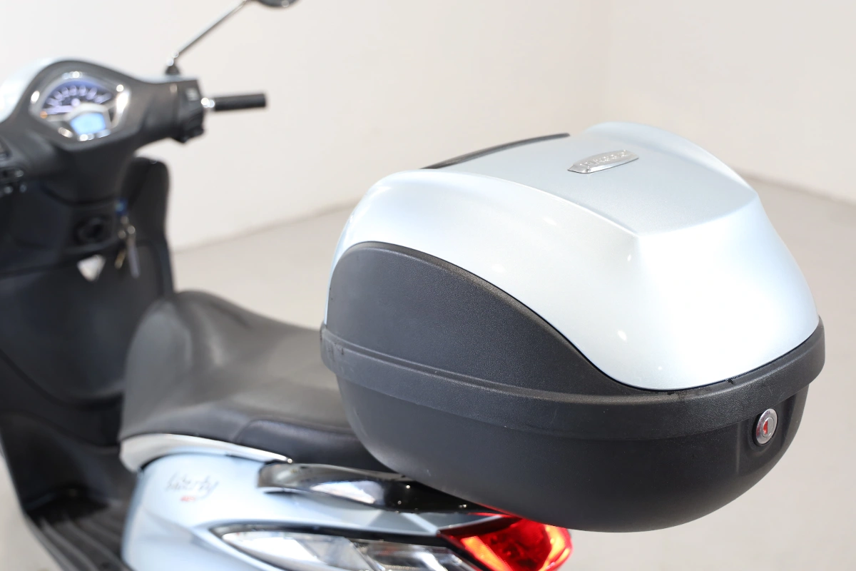 PIAGGIO Liberty 125 125